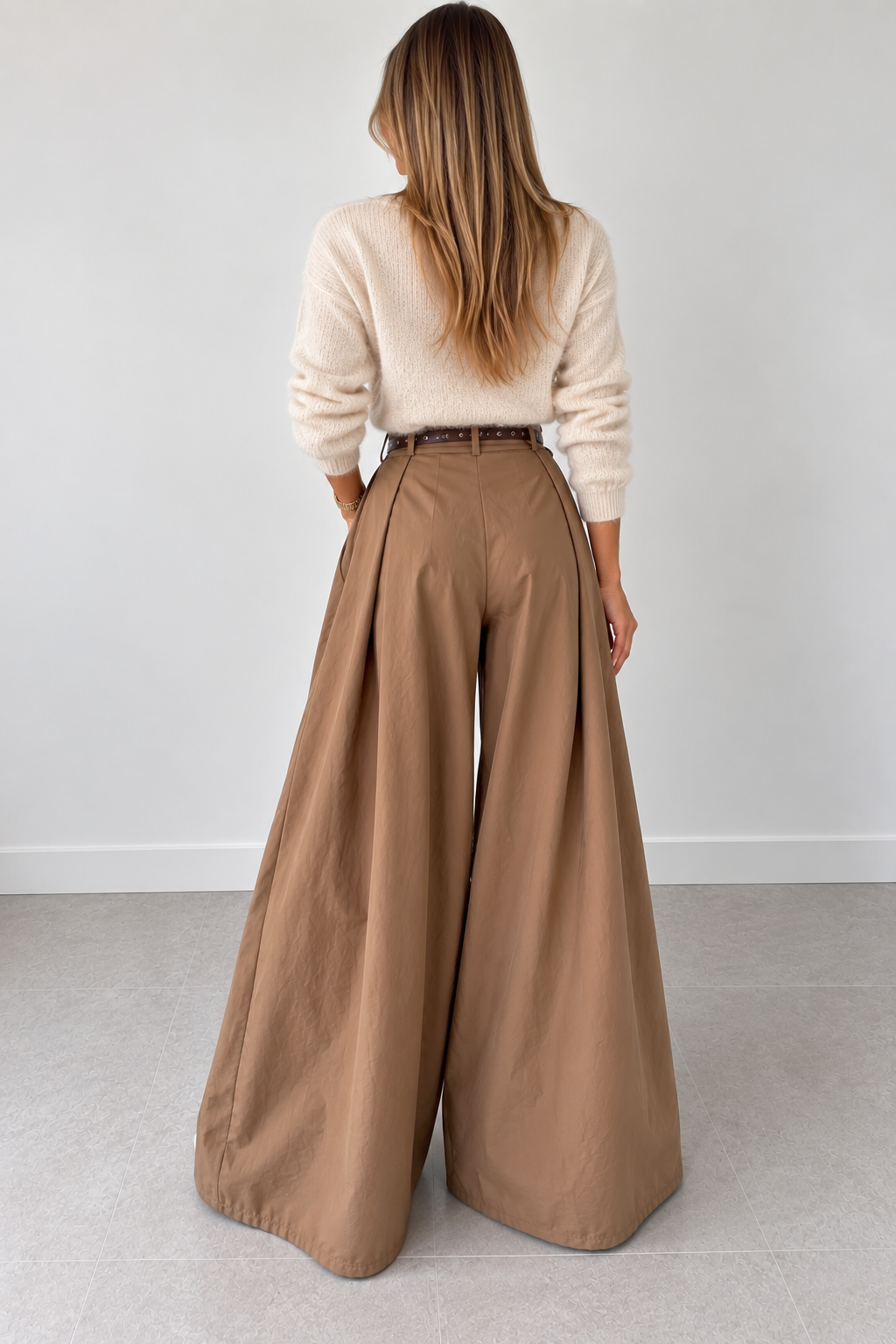 Cappuccino wide-leg trousers with elasticated waist and belt – Darivé Select