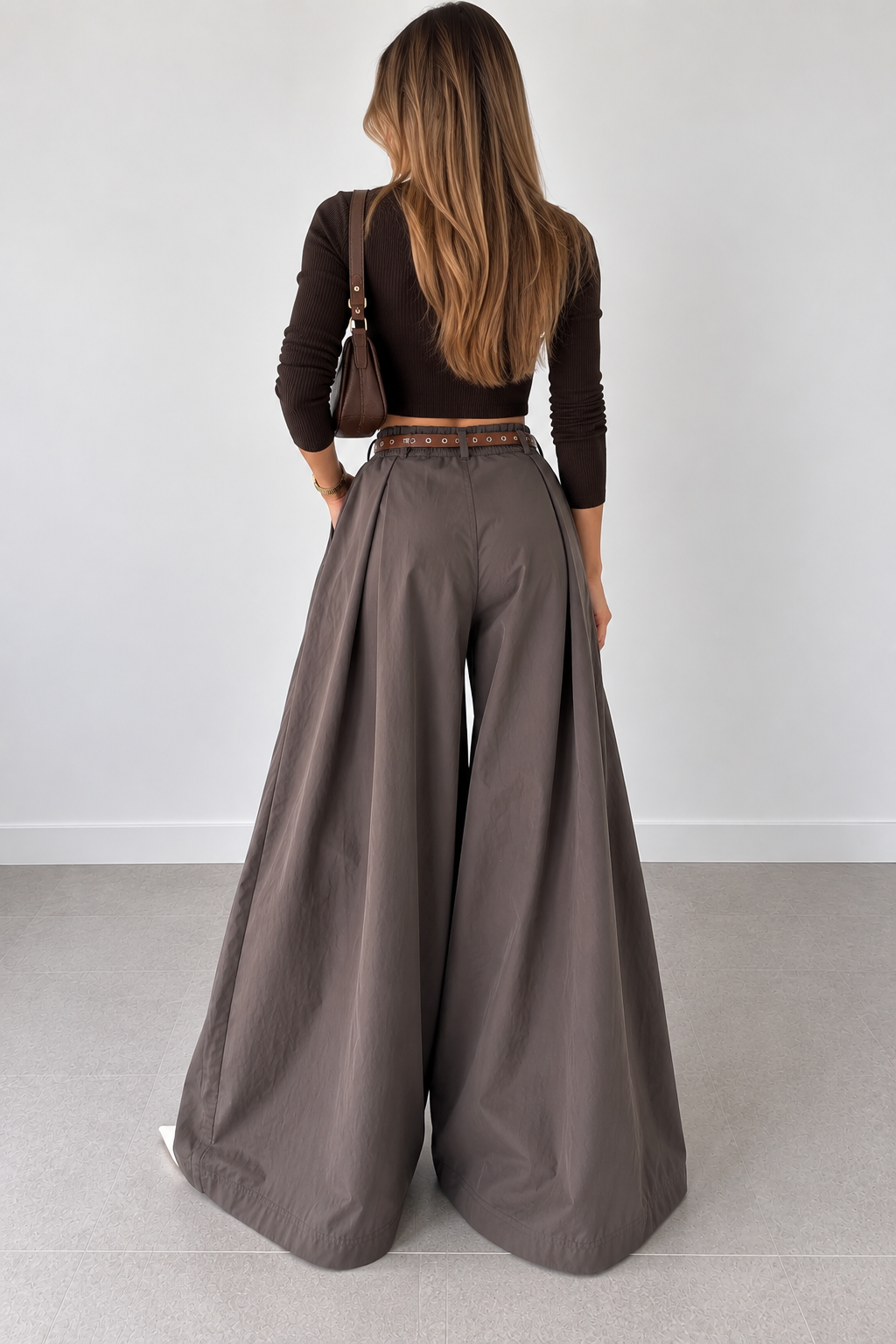 Dark taupe wide-leg trousers with elasticated waist and belt – Darivé Select