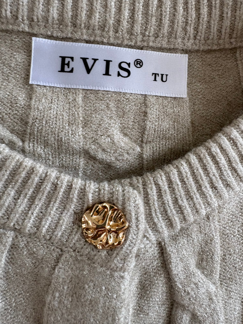 Cable Knit Cardigan – Beige