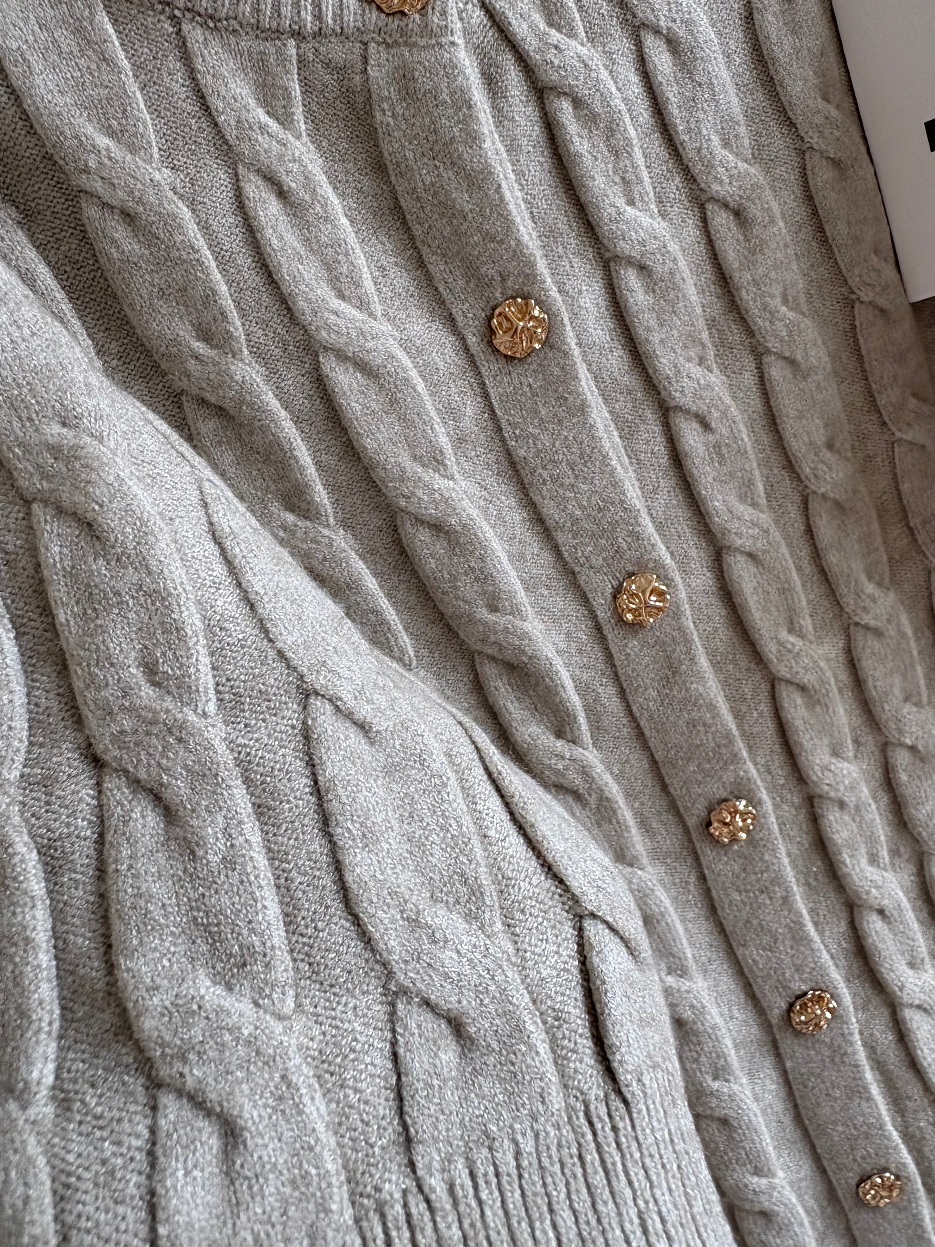 Cable Knit Cardigan – Beige
